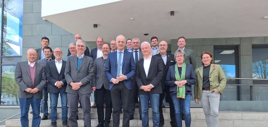 Die Erweiterte Vorstandssitzung des Gemeindewaldbesitzerverbandes NRW fand auf Einladung von Bürgermeister Dr. Schöne im Rathaus der Stadt Warstein statt.